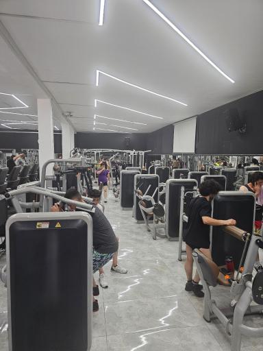 عکس آکادمی ورزشی دکتر امانی