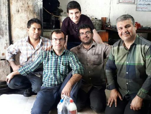 عکس مکانیکی حاج رسول و برادران