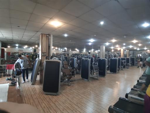 عکس آکادمی ورزشی دکتر امانی