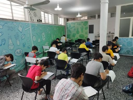 عکس مبتکران قم (آموزشگاه شریف)