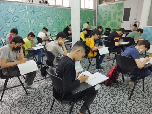 عکس مبتکران قم (آموزشگاه شریف)