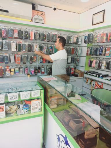 عکس عمده فروشی موبایل ۱۱۰