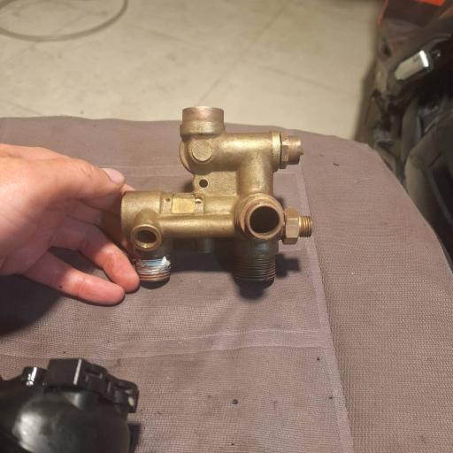 عکس تعمیرگاه تخصصی لوازم برقی خانگی و گازسوز آقایی