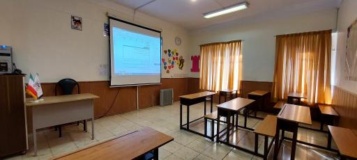 عکس دبستان دوره دوم آینده سازان برتر ۱