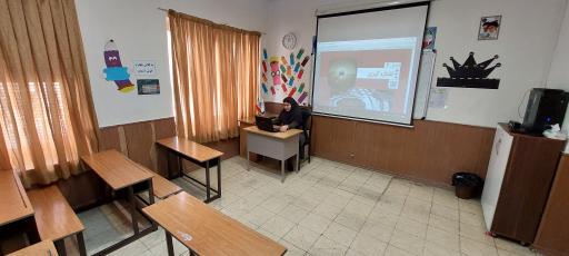 عکس دبستان دوره دوم آینده سازان برتر ۱