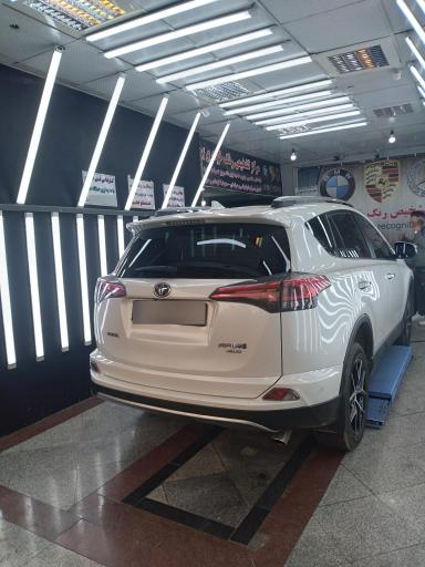 عکس مرکز تشخیص و کارشناسی رنگ خودرو برتر