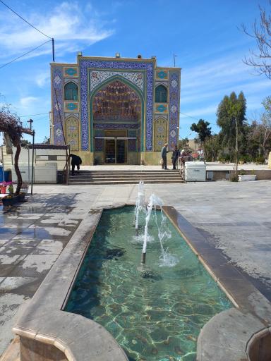 عکس امامزاده هادی و زینب خاتون