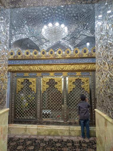 عکس امامزاده هادی و زینب خاتون