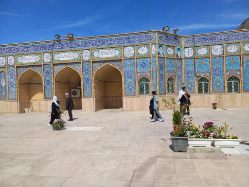 عکس امامزاده هادی و زینب خاتون