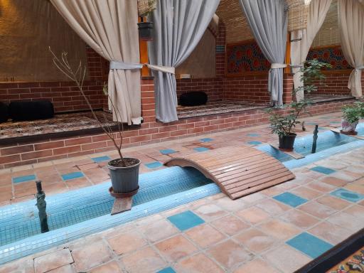 عکس سفره خانه سنتی صاحب دلان