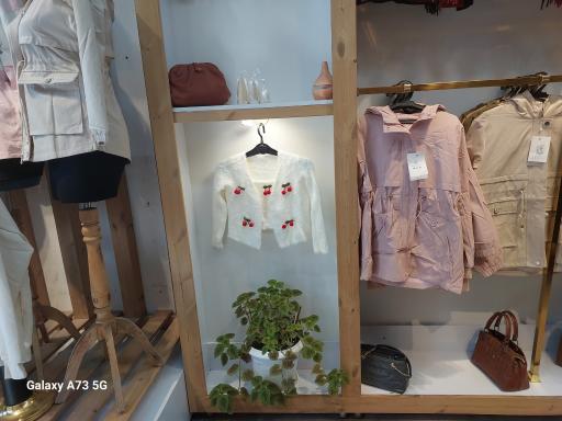 عکس مانتوسرای نیلای 