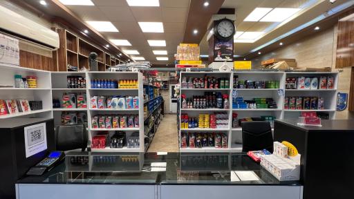 عکس فروشگاه لوازم یدکی خودروهای چینی خوش رفتار