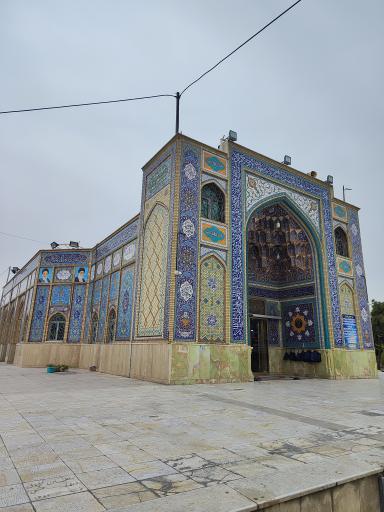 عکس امامزاده هادی و زینب خاتون