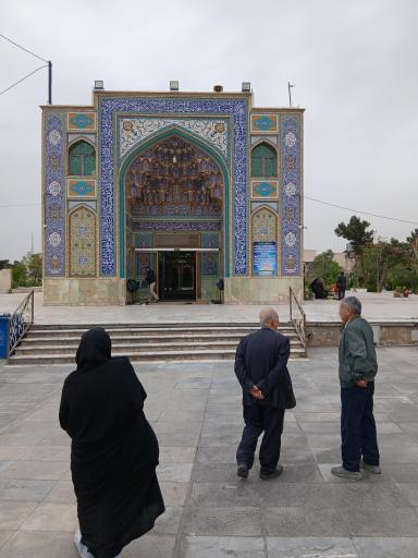 عکس امامزاده هادی و زینب خاتون