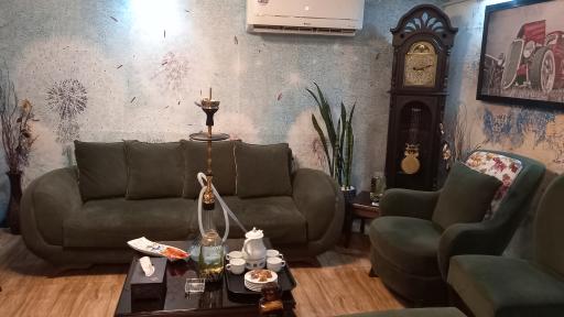 عکس کافه رستوران جوان فرحزاد