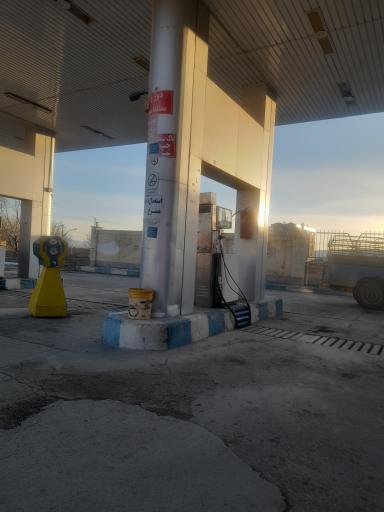 عکس پمپ گاز CNG