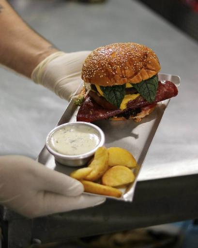 عکس فست فود کالوش