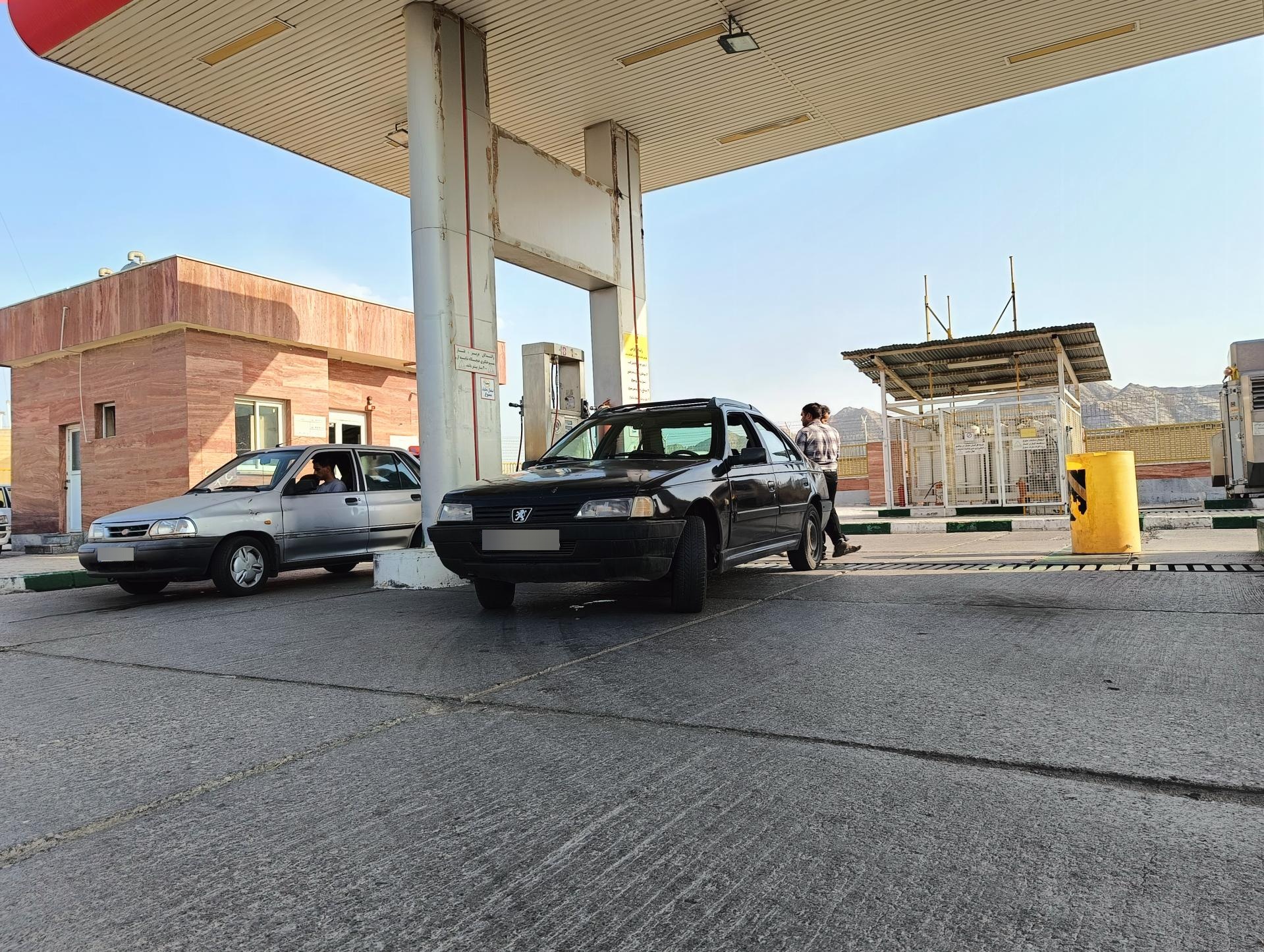 عکس پمپ گاز CNG خلج