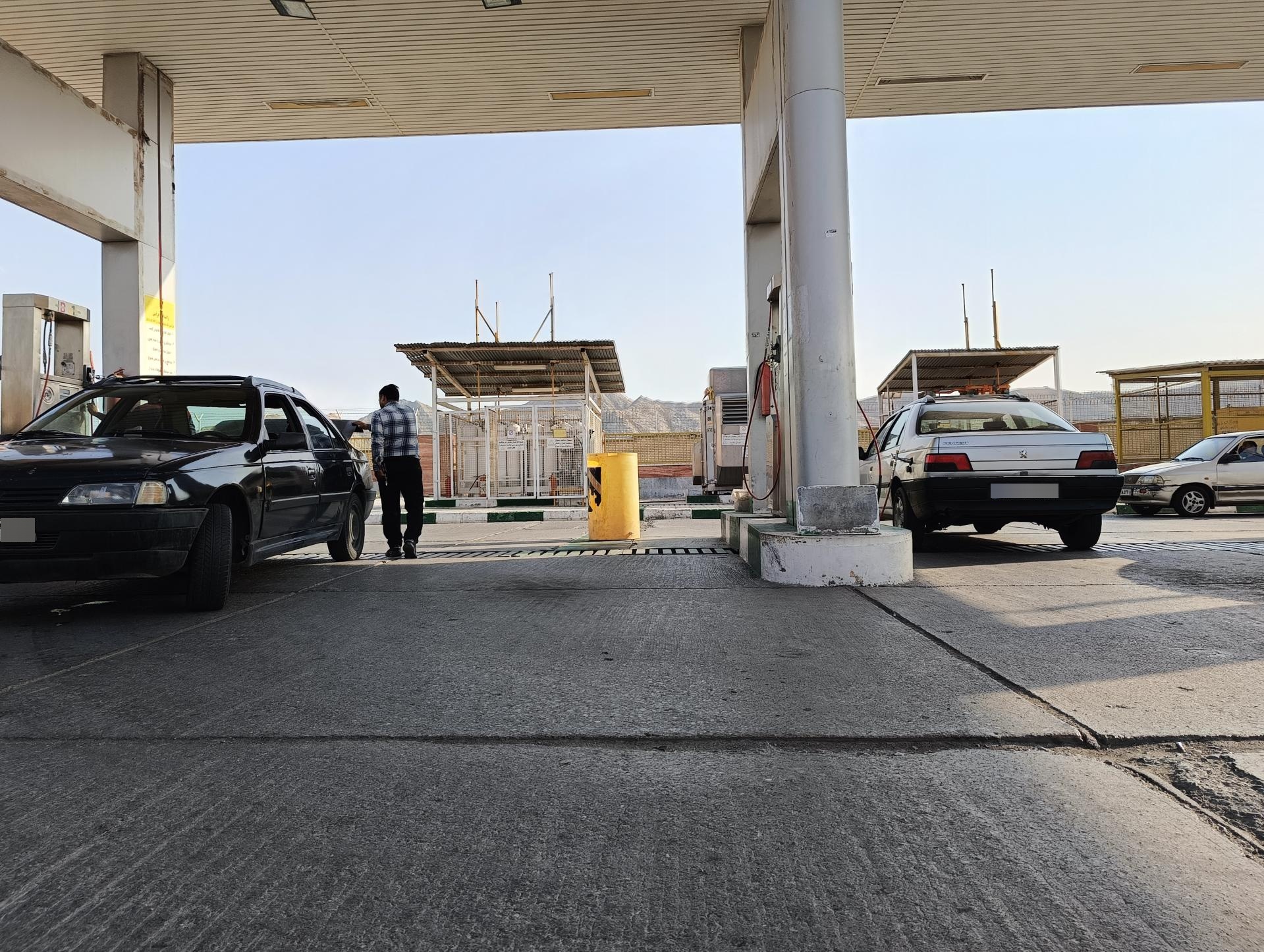 عکس پمپ گاز CNG خلج