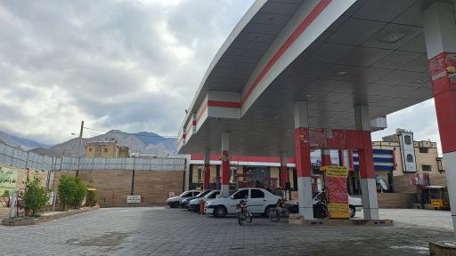 عکس پمپ بنزین پارس داراب