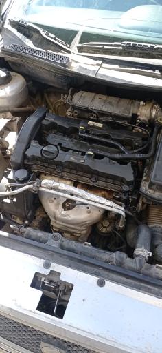 عکس تعمیرگاه خودرو مهندس مکانیک 