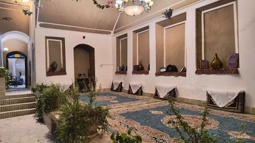 عکس هتل سنتی پارسیک
