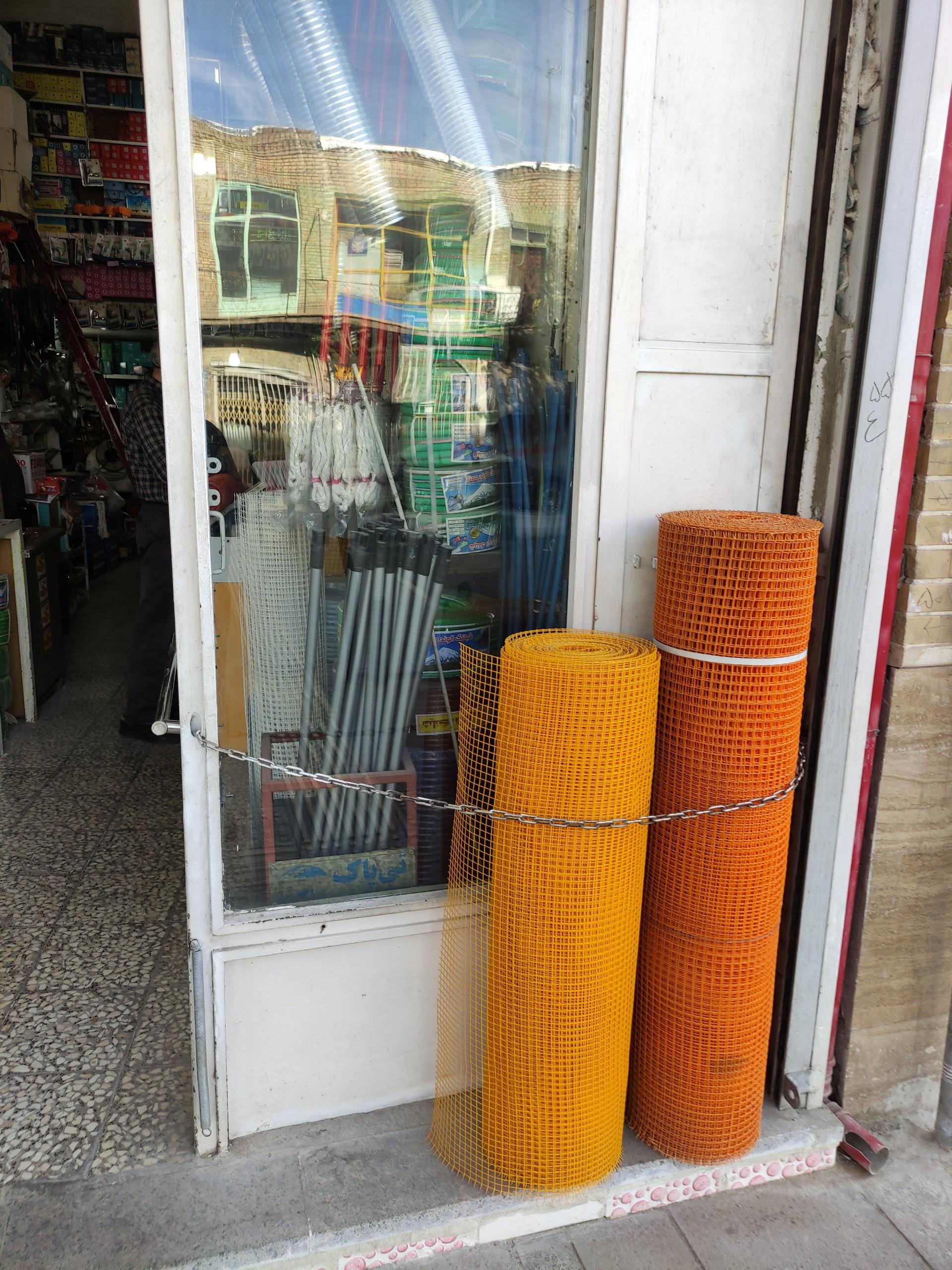 عکس لوازم ساختمانی و شیرآلات زمانیان