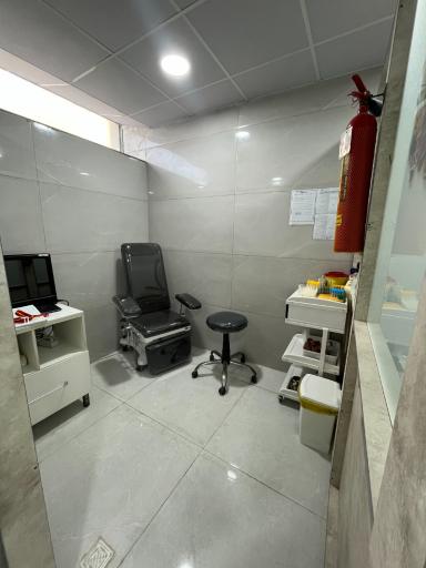 عکس آزمایشگاه فارابی