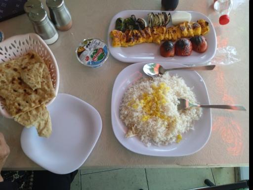 عکس کباب سرای بلوط