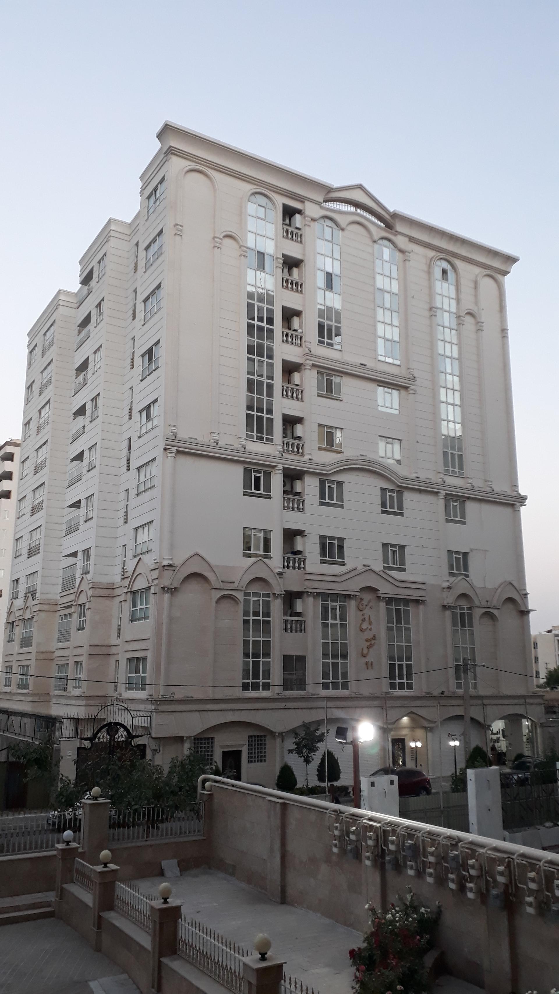 عکس مجتمع مسکونی شفق 21