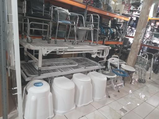 عکس خرید و فروش و تعمیرات ویلچر موژان طب البرز