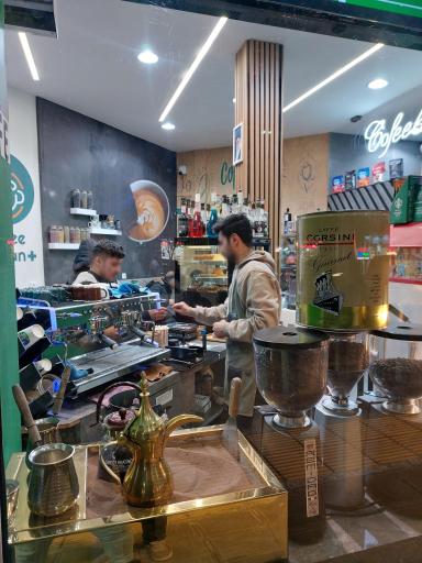عکس کافی شاپ و قهوه سفیران