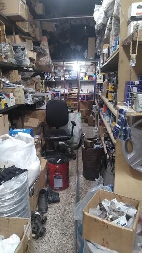 فروشگاه لوازم خودرو اخوت