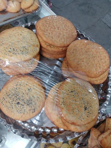 کلوچه پزی حداد 