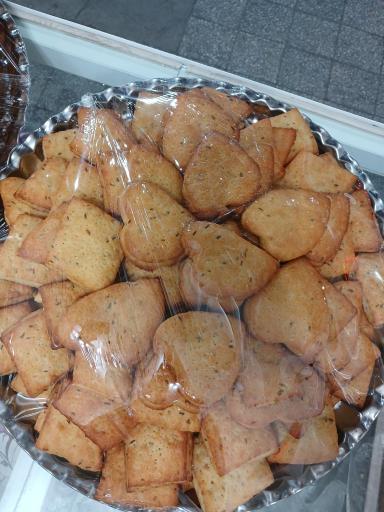 عکس کلوچه پزی حداد 