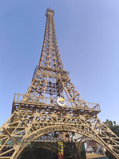 عکس برج ایفل کیش 