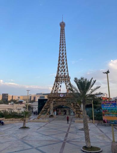 عکس برج ایفل کیش 