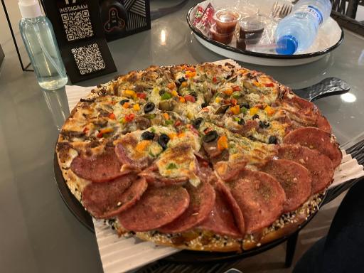 عکس رستوران تاپ کباب