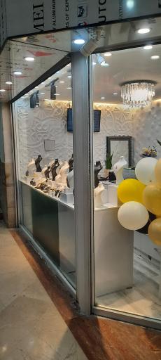 عکس گالری ققنوس 