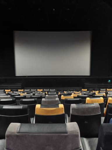 عکس پردیس سینمایی کوروش