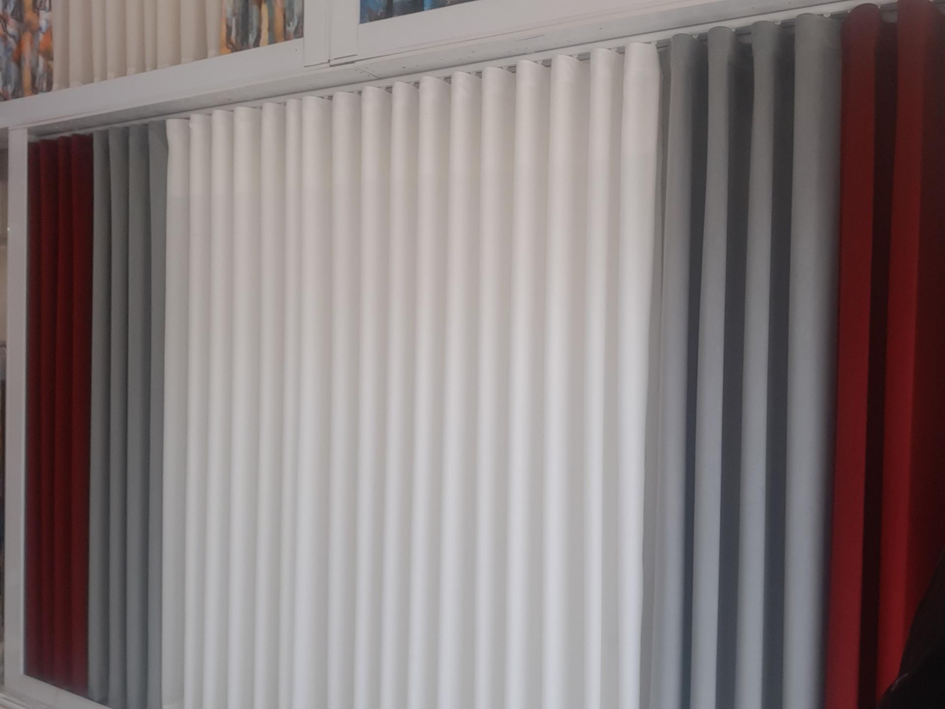 عکس بورس پرده شهر