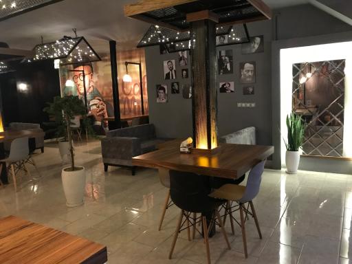 عکس کافه میویتا