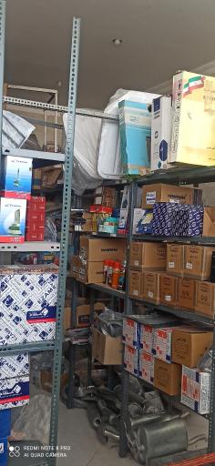 عکس لوازم یدکی اتومبیل وحید 