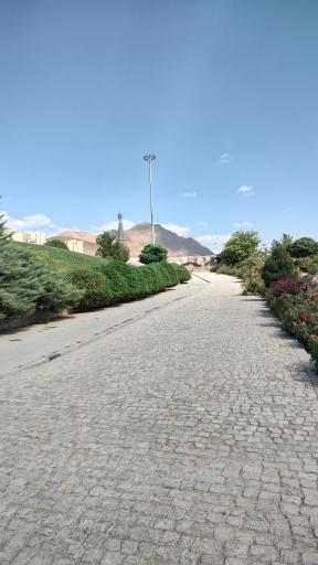 عکس ورودی پارک ملل ملایر