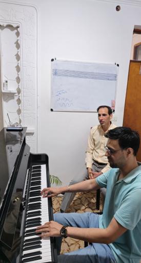 عکس آموزشگاه موسیقی سازآواز