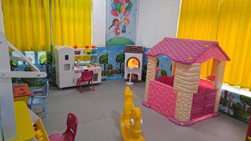 عکس خانه بازی مهرآفرین 