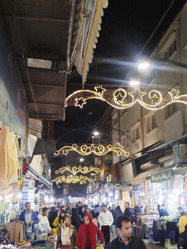 عکس بازار پارچه و پوشاک کوچه برلن