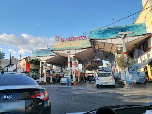 عکس پمپ بنزین معلم جایگاه 114