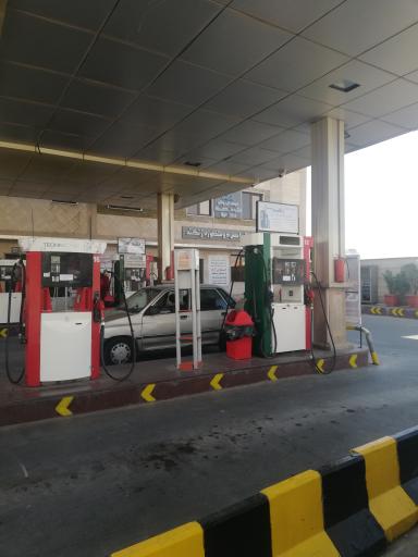 عکس پمپ بنزین زنگنه