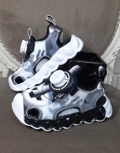 عکس فروشگاه کفش کودک و نوجوان تاپ کیدز